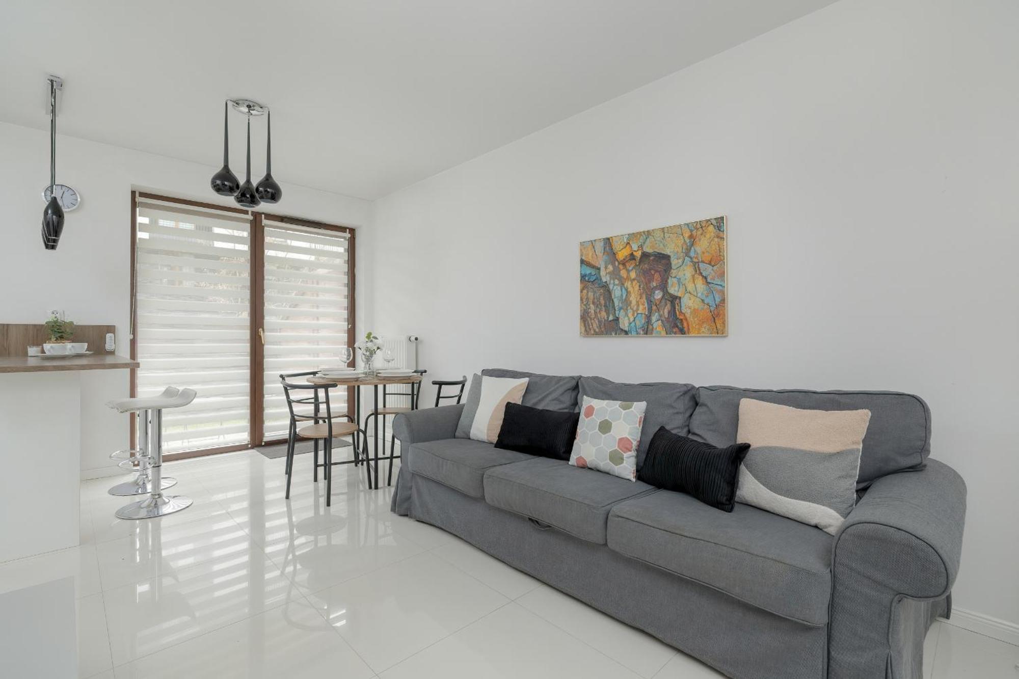 Apartment With Garden In By Renters *